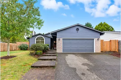 29529 SW Yosemite St, Wilsonville, OR 97070 - Photo 1