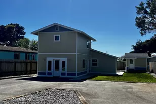 15860 Sea Cliff Dr, Brookings, OR 97415 - Photo 1