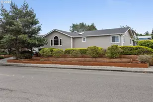 3095 Virginia Ave, North Bend, OR 97459 - Photo 1