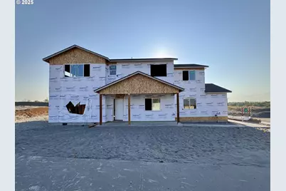 901 NE Laurel Springs Dr, Hermiston, OR 97838 - Photo 1