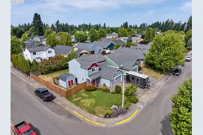 2498 Dorsey Dr, Hubbard, OR 97032 - Photo 1