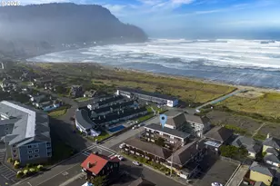40 Avenue U, Seaside, OR 97138 - Photo 1