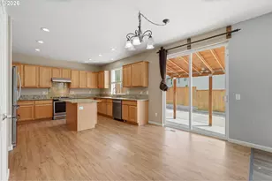 2068 SW 34th St, Gresham, OR 97080 - Photo 9