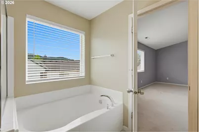 2068 SW 34th St, Gresham, OR 97080 - Photo 35