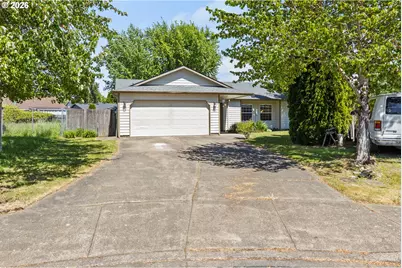 920 SW Myrtle Ct, McMinnville, OR 97128 - Photo 1