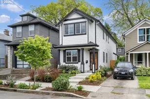 5546 SE Oak St, Portland, OR 97215 - Photo 1