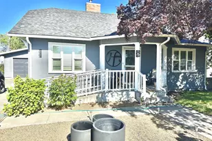 10303 S D St, Island City, OR 97850 - Photo 1