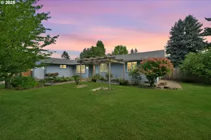 27977 Green Oaks Dr, Eugene, OR 97402 - Photo 1