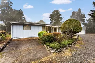 115 Ocean View St, Depoe Bay, OR 97341 - Photo 1