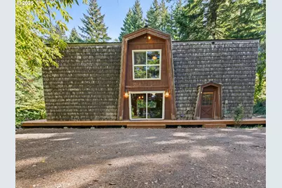 156 SW Tahoma St, Cascade Locks, OR 97014 - Photo 1