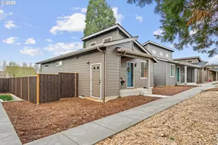 12300 Meadowlawn Dr, Oregon City, OR 97045 - Photo 3
