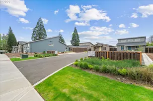 12300 Meadowlawn Dr, Oregon City, OR 97045 - Photo 37