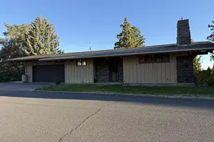 681 College St, Milton-Freewater, OR 97862 - Photo 1