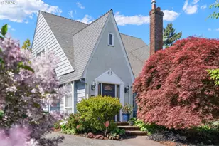 7633 N Albina Ave, Portland, OR 97217 - Photo 1