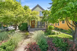 1204 SE 34th Ave, Portland, OR 97214 - Photo 1