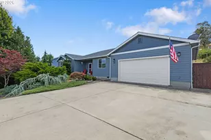200 Rainbow Ridge Ave, Roseburg, OR 97471 - Photo 1