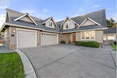 7208 Edge Cliff Dr, Brookings, OR 97415 - Photo 1