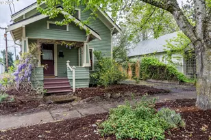 428 5th St, Springfield, OR 97477 - Photo 1