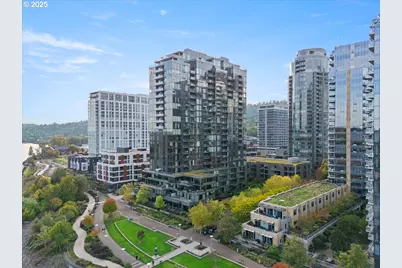 841 S Gaines St #405, Portland, OR 97239 - Photo 1