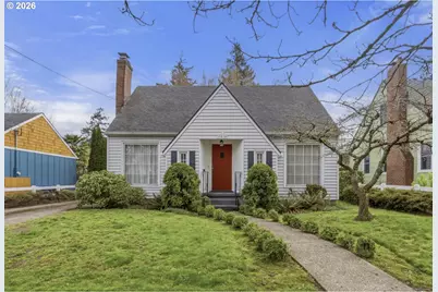 7836 N Chautauqua Blvd, Portland, OR 97217 - Photo 1