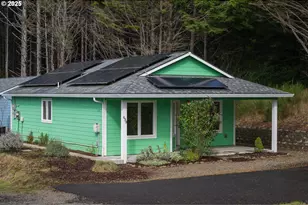 638 SE Keel Ave, Lincoln City, OR 97367 - Photo 1