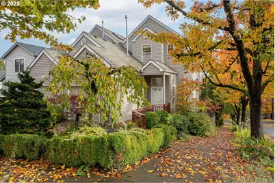 3840 S Water Ave, Portland, OR 97239 - Photo 1