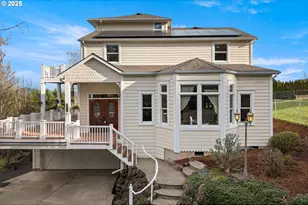 10945 SE Mt Scott Blvd, Portland, OR 97266 - Photo 1