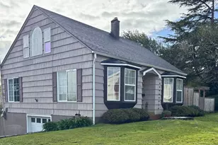 1011 Ingersoll St, Coos Bay, OR 97420 - Photo 1