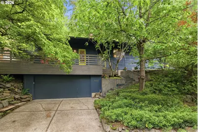 5011 SW Fairhaven Dr, Portland, OR 97221 - Photo 1