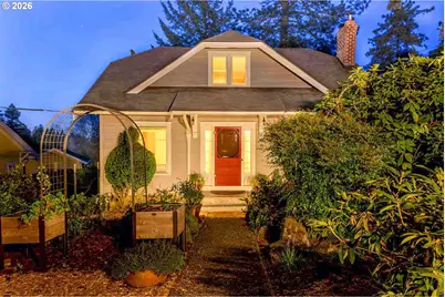 8450 SW 37th Ave, Portland, OR 97219 - Photo 1