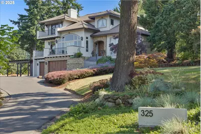 325 Rio Vista Dr, White Salmon, WA 98672 - Photo 1