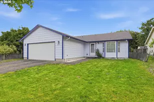 1077 S 10th St, Lebanon, OR 97355 - Photo 1