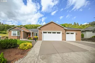 411 Oak Valley Loop, Winchester, OR 97495 - Photo 1