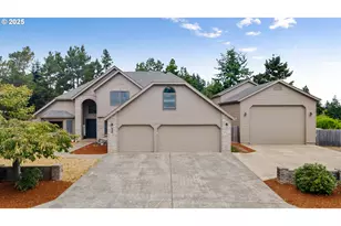 2200 17th St, North Bend, OR 97459 - Photo 1