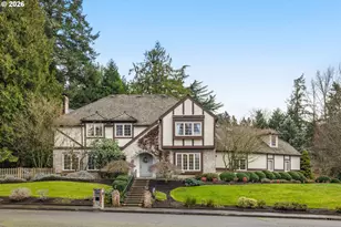 6340 SW Camelot Ln, Portland, OR 97219 - Photo 1