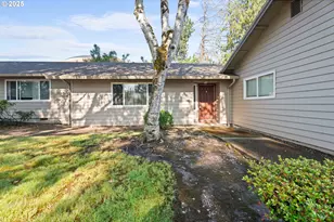 11255 SW Springwood Dr, Portland, OR 97223 - Photo 1