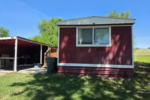 1800 NE 10th St, Hermiston, OR 97838 - Photo 1