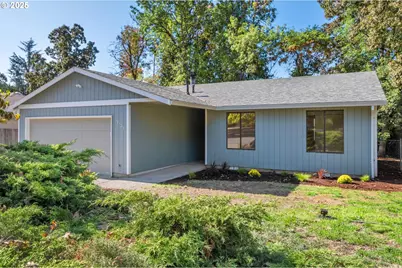 18525 Columbia Ave, Gladstone, OR 97027 - Photo 1