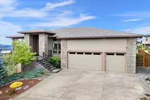 2873 W 5th St, Washougal, WA 98671 - Photo 1