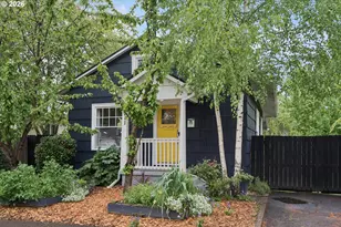 3911 SE Lexington St, Portland, OR 97202 - Photo 1