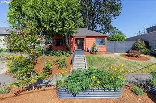7475 N McKenna Ave, Portland, OR 97203 - Photo 1