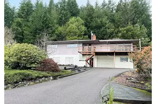1212 Private Dr, Coquille, OR 97423 - Photo 1