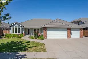 862 McKenzie Crest Dr, Springfield, OR 97477 - Photo 1