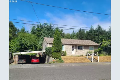 308 Ackerman Ave, Coos Bay, OR 97420 - Photo 1