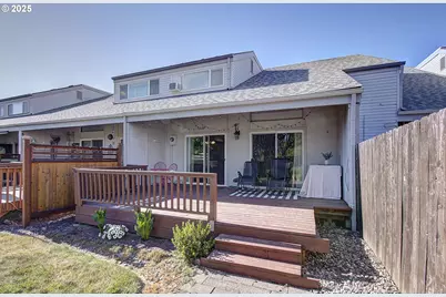 405 NE 85th St #H, Vancouver, WA 98665 - Photo 1