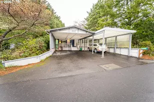 1600 Rhododendron Dr, Florence, OR 97439 - Photo 1