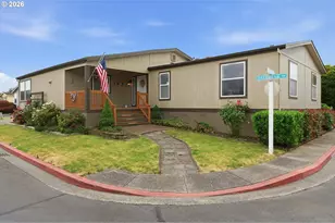 1000 S McKern Ct, Newberg, OR 97132 - Photo 1