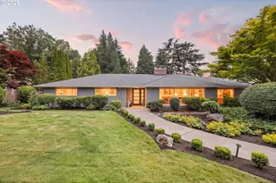 10640 SW Hawthorne Ln, Portland, OR 97225 - Photo 1