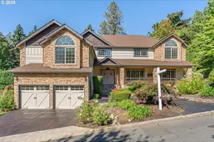 6145 SW Sweetbriar Ct, Portland, OR 97221 - Photo 1