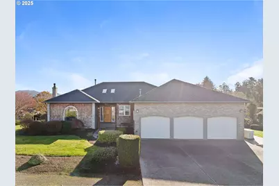 847 Summit Ave, Gearhart, OR 97138 - Photo 1